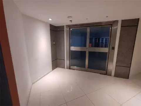 Oficina en Alquiler en Retiro, USD 5.000