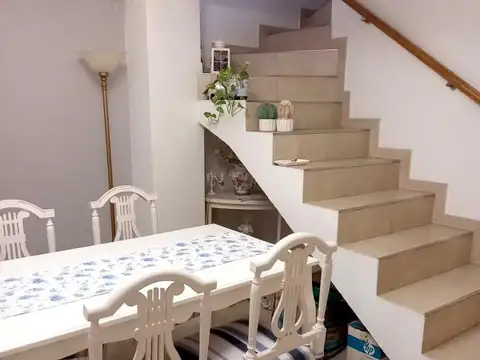 Depto Tipo Casa en Venta 15 años