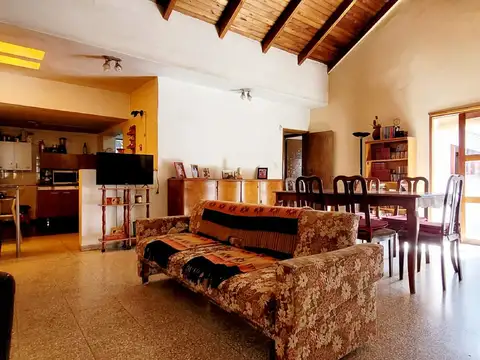 OPORTUNIDAD CASA 3 DORM EN QUEBRADA DE LAS ROSAS