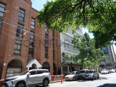 Cochera en venta en La Plata calle 48 e/ 12 y 13