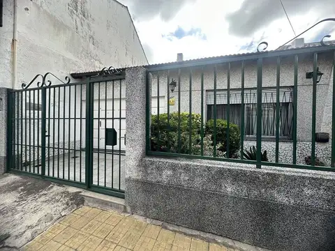 Casa - Venta - Argentina, Avellaneda - Pasaje Gattemeyer 2414