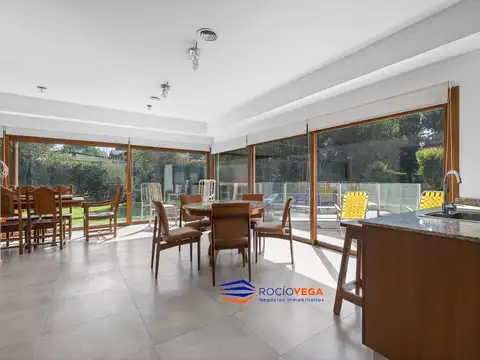 Casa 5 ambientes con 2 baños