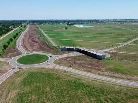 Jose Hernandez y Pedro A. Rios