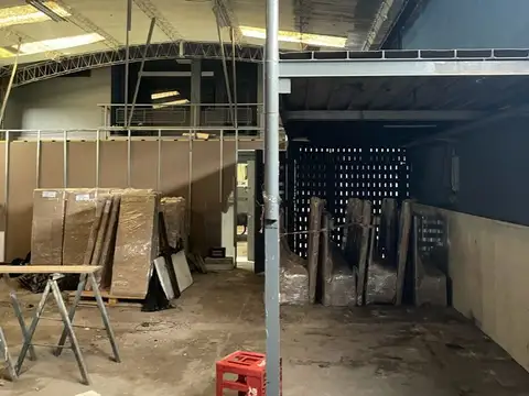 Galpon en Venta 20  mts Fondo