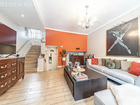 Venta Casa 6 Ambientes Liniers Cochera, Patio Terraza y Quincho