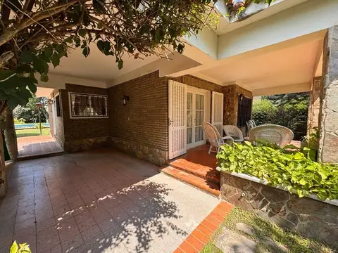 Casa en Venta en Funes, USD 340.000