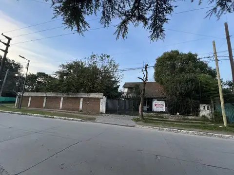 Casa - Venta - Argentina, San Miguel - Rio Limay 1367