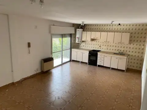 Almirante Brown 2929 , Piso 2