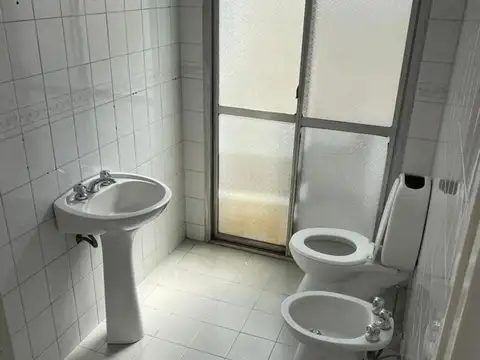 Departamento en Alquiler en Villa Ballester, $ 800.000