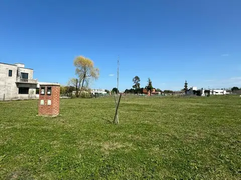 Terreno en Venta en Barrio Arenas Chico, USD 54.000