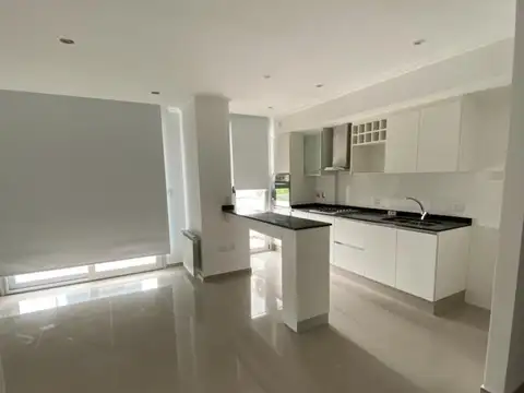 Departamento en Alquiler en Berazategui, $ 750.000