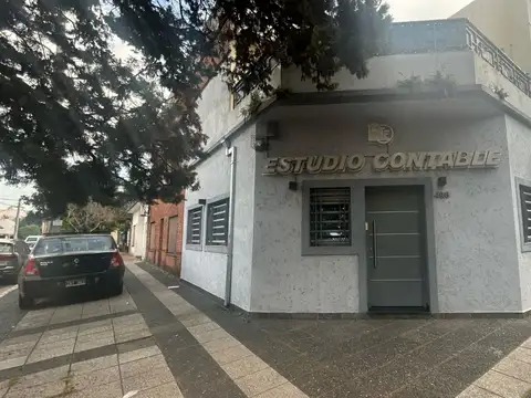 Oficina - Alquiler - Argentina, La Matanza - Europa 496