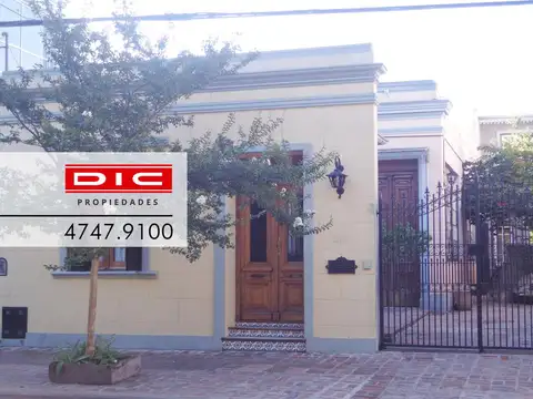 O'higgins al 300  entre Gral. Paz y Alberti