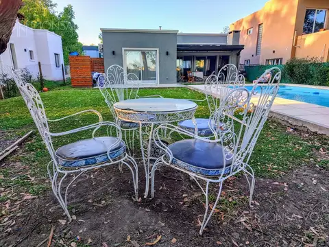 Casa en Venta en Pilar del Este - San Ramon, USD 168.000