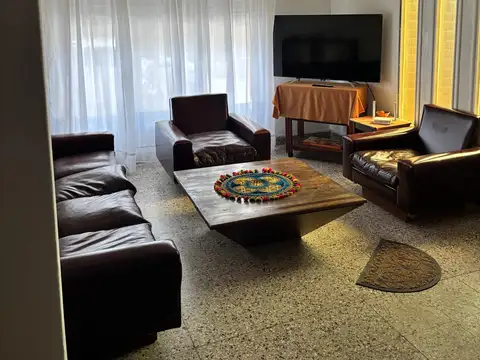 Casa en venta en Villa Giardino con gas natural