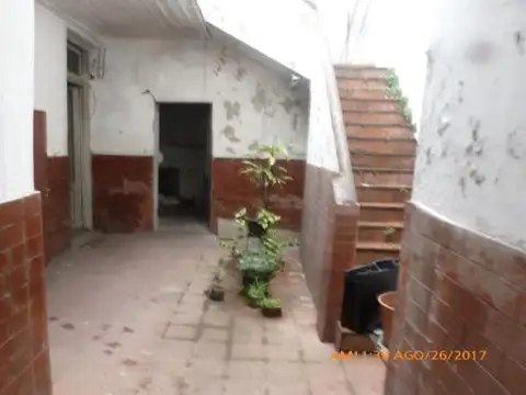 Depto.tipo casa de 5 ambientes en Venta en Paternal