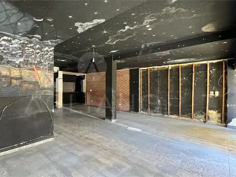 Local en Alquiler 45 años