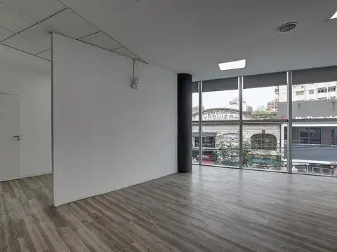 Oficina en Alquiler en Urquiza R, USD 4.000