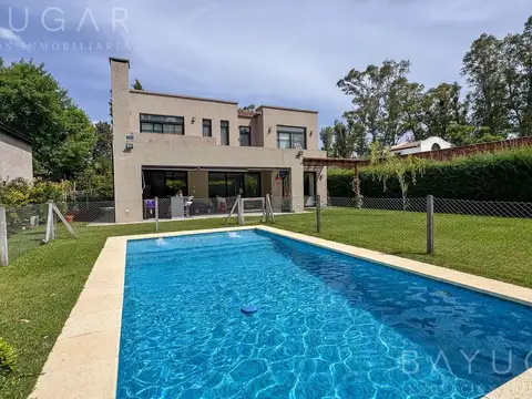 Venta – Casa Estilo Minimalista en La Peregrina Club de Campo, Pilar