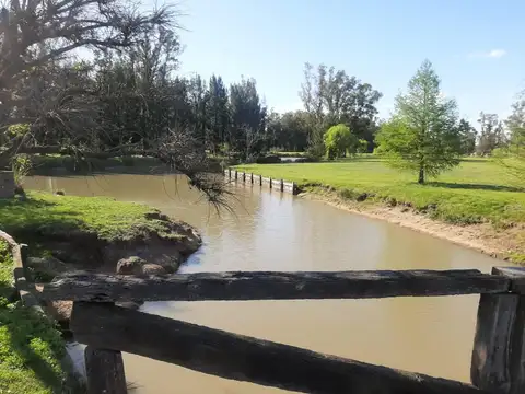 Terreno en Venta de 2100,0 m2