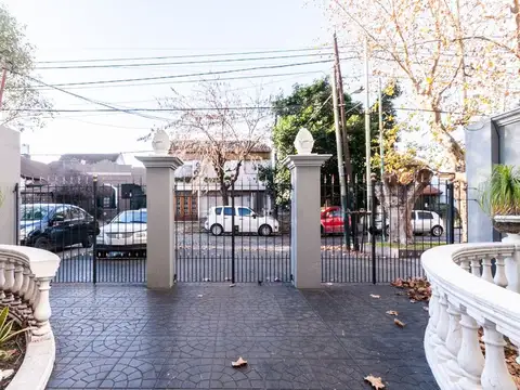 VENTA SALÓN DE FIESTAS - BANFIELD / IDEAL INVERSOR