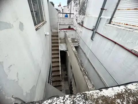 Casa 6 ambientes con 3 baños