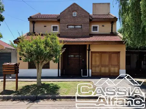 Casa - Lomas de Zamora Este