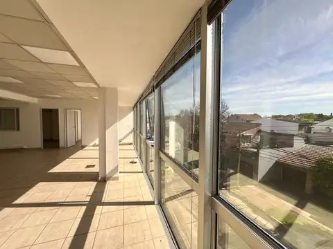 Oficina en Alquiler en Martinez, $ 2.500.000