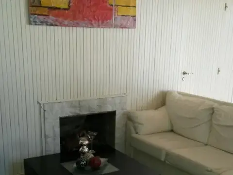 Rosales nº 1836 e/ La Rosa y Erezcano