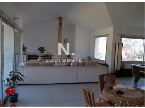 Casa en Alquiler Temporal en Playa Mansa, USD 3.000