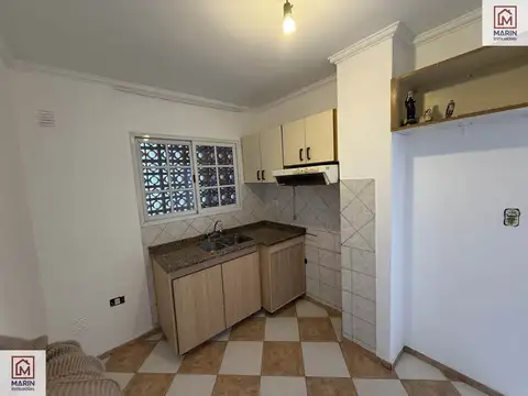 Depto Tipo Casa 2 ambientes con 1 baño
