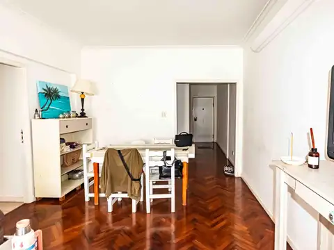 Paraguay 3300, Piso 9