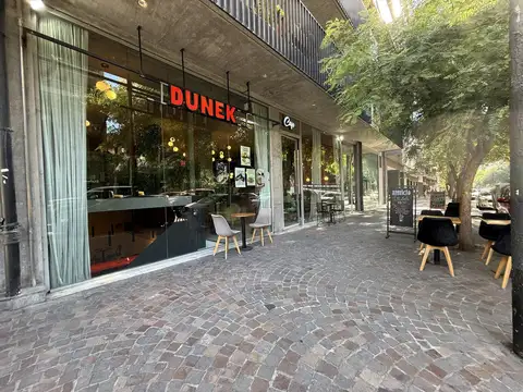 Av. Directorio al 400 (Casi esquina Beauchef)