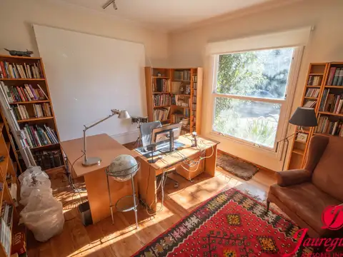 Casa 15 ambientes con 9 baños