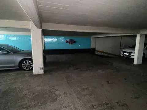 Cochera en venta en corrientes al 1500