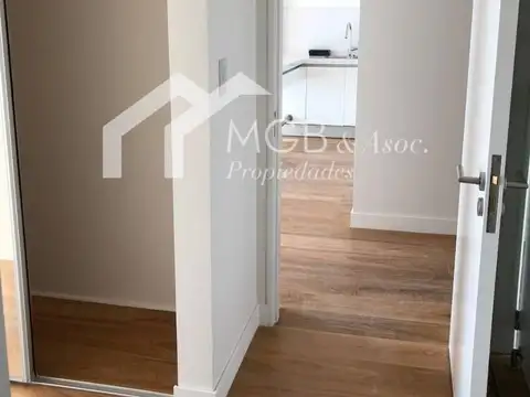 Departamento en Venta en Vicente Lopez Vias / Maipu, USD 440.000