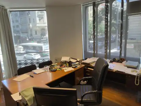 Oficina en Alquiler en Tribunales, USD 2.000