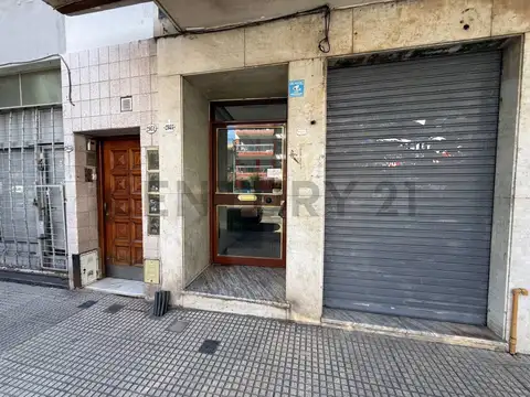 Muy Buen Departamento de 2 Ambientes en Alquiler sobre Av. Gaona – Villa General Mitre