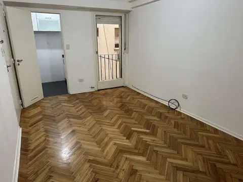 Francisco Acuña De Figueroa 400, Piso 3