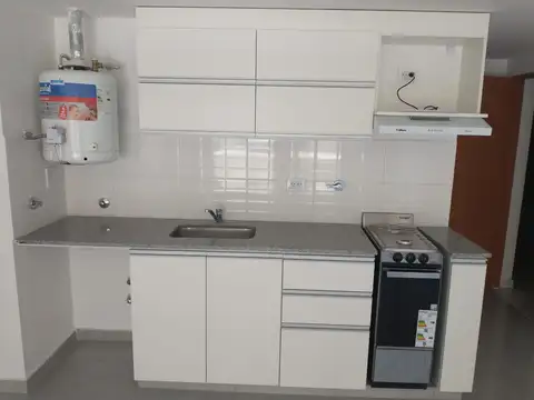 Leandro N. Alem 1400