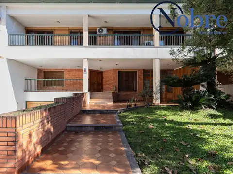 Casa en Venta de 5 dormitorios