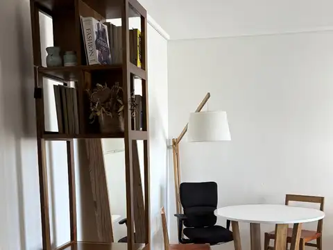 Departamento en Venta en Acassuso Vias  /  Santa Fe, USD 195.000