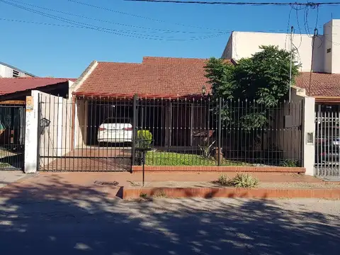 CASAS - CASA - FRANCISCA SASVATA PUIGBO, PRESIDENTE ROQUE SÁENZ PEÑA