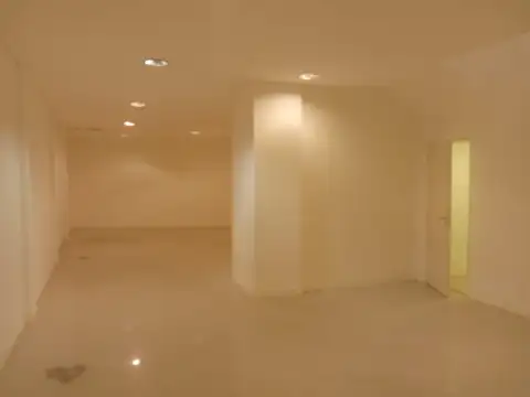 Local en Venta 50 años