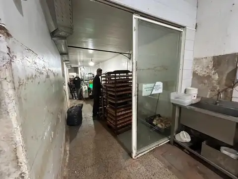 Local en Venta 30 años