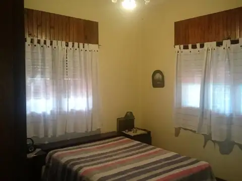 Casa en Venta con 8 cocheras