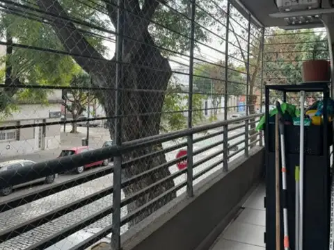 Venta Departamento Dos Ambientes Villa Urquiza Balcón Frente