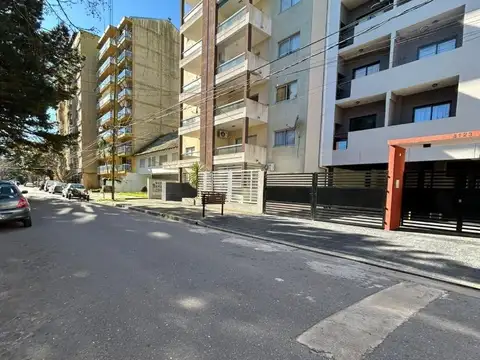 San Juan 3100 , Piso 1