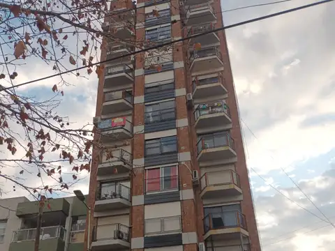 SOLO USO PROFESIONAL- ASCENSOR-