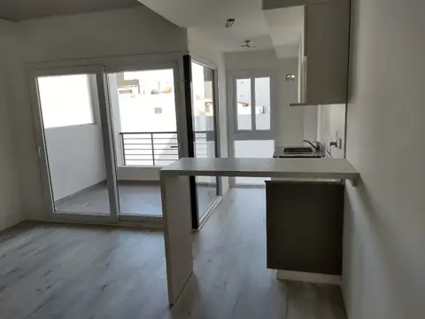 Torrent 1300, Piso 2